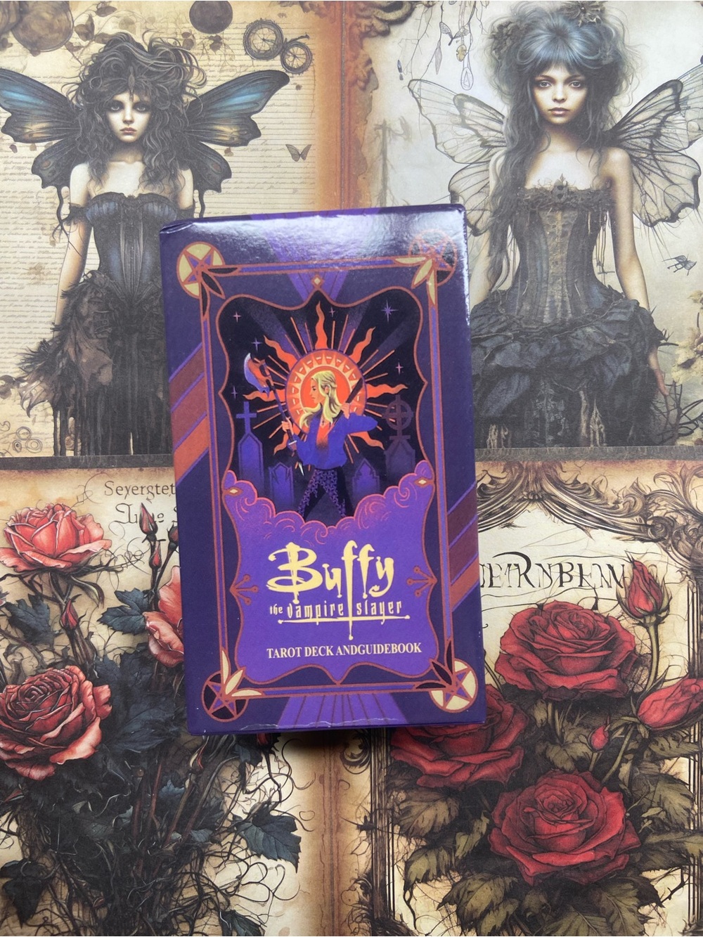 Tarot Deck & Guidebook - Buffy The Vampire Slayer